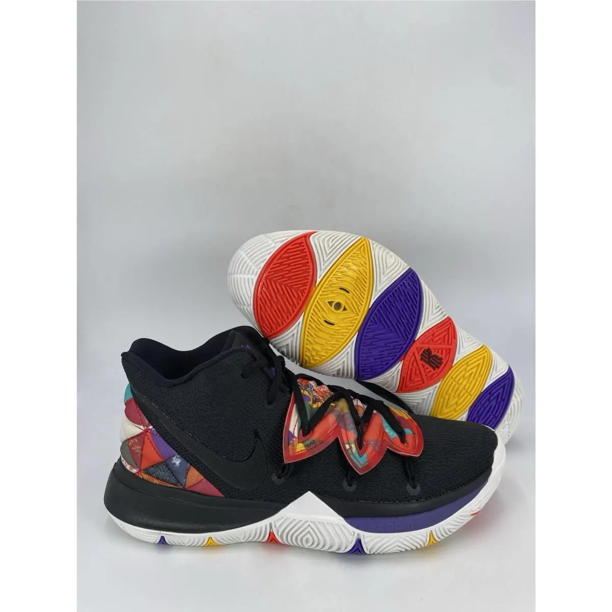 Nike Kyrie 5 Black Summit White AO2918 010 Men`s Size 9