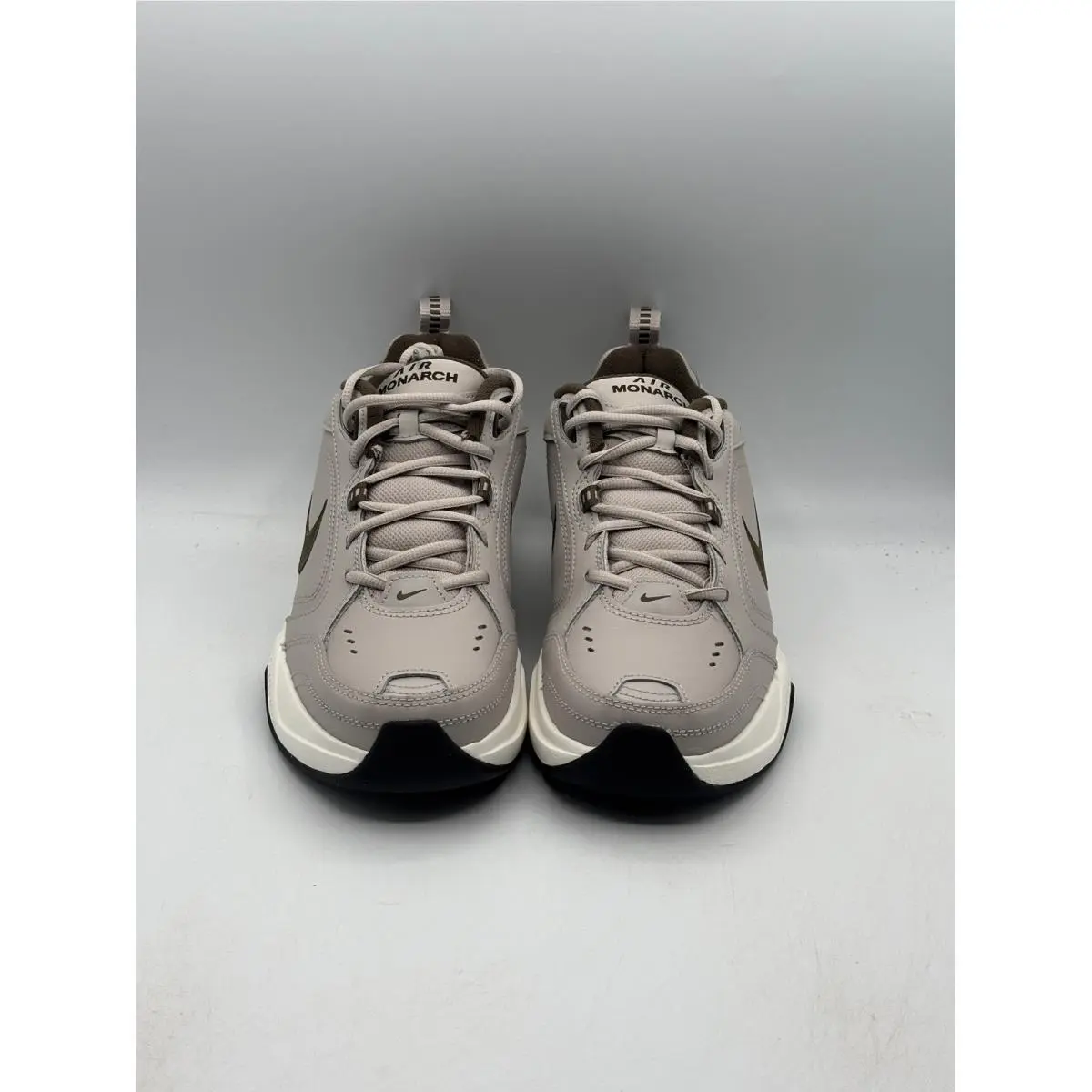 Nike shoes - Nike Air Monarch IV - Air Monarch - Beige 1