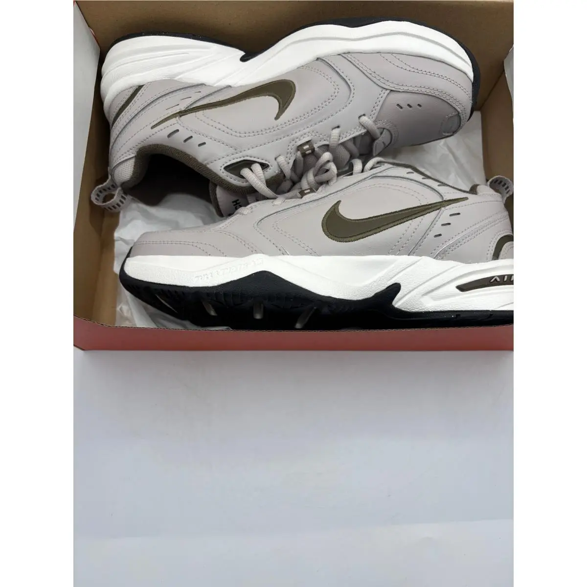 Nike shoes - Nike Air Monarch IV - Air Monarch - Beige 5