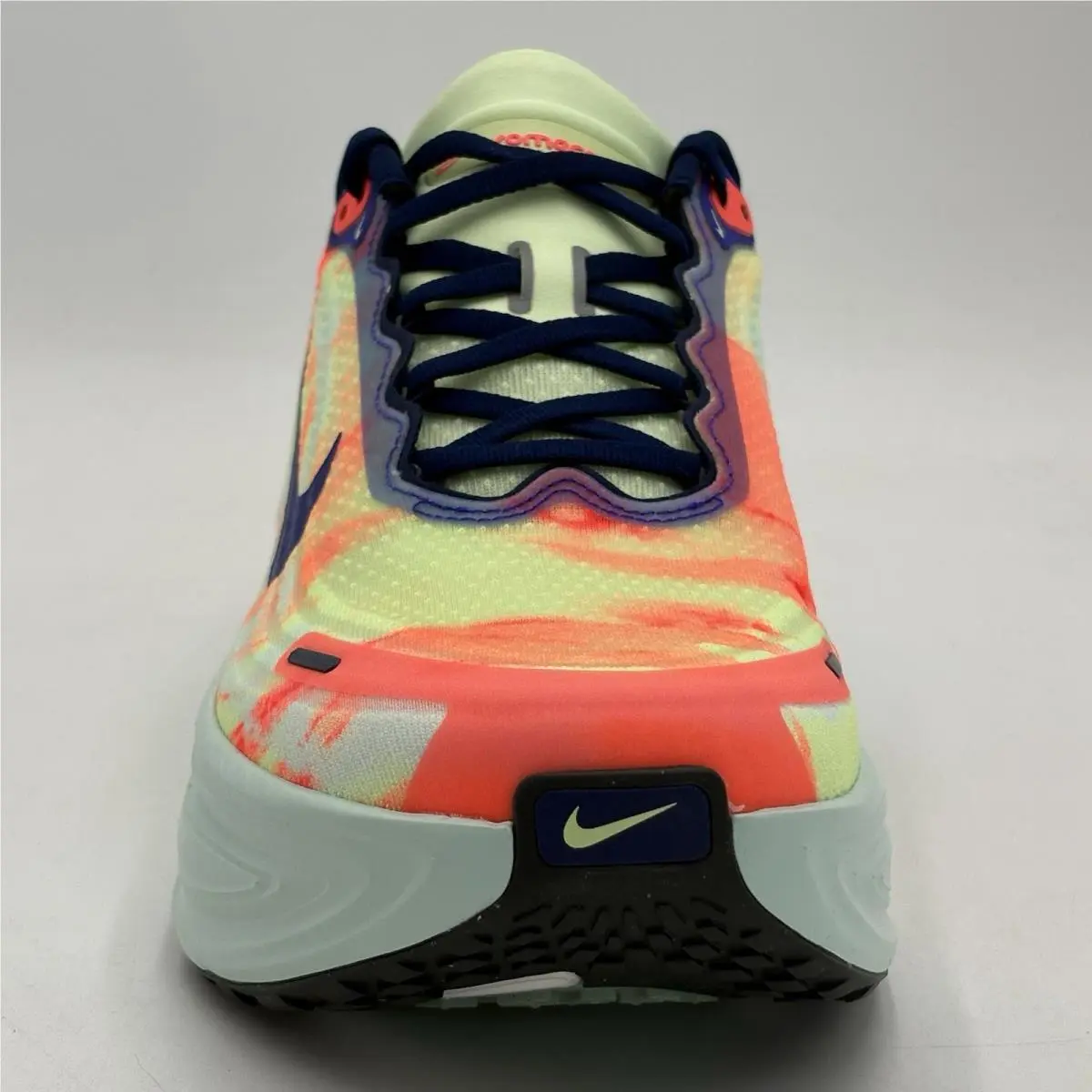 Nike shoes - Nike Vomero - Vomero - IQ0605 701 - Orange 3