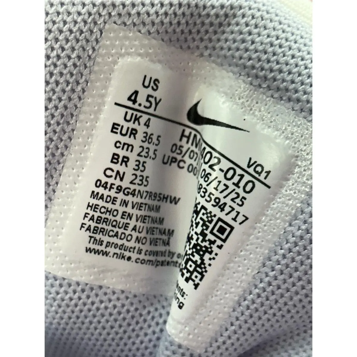 Nike shoes - Nike Cosmic Runner (GS) - Cosmic Runner - White 3