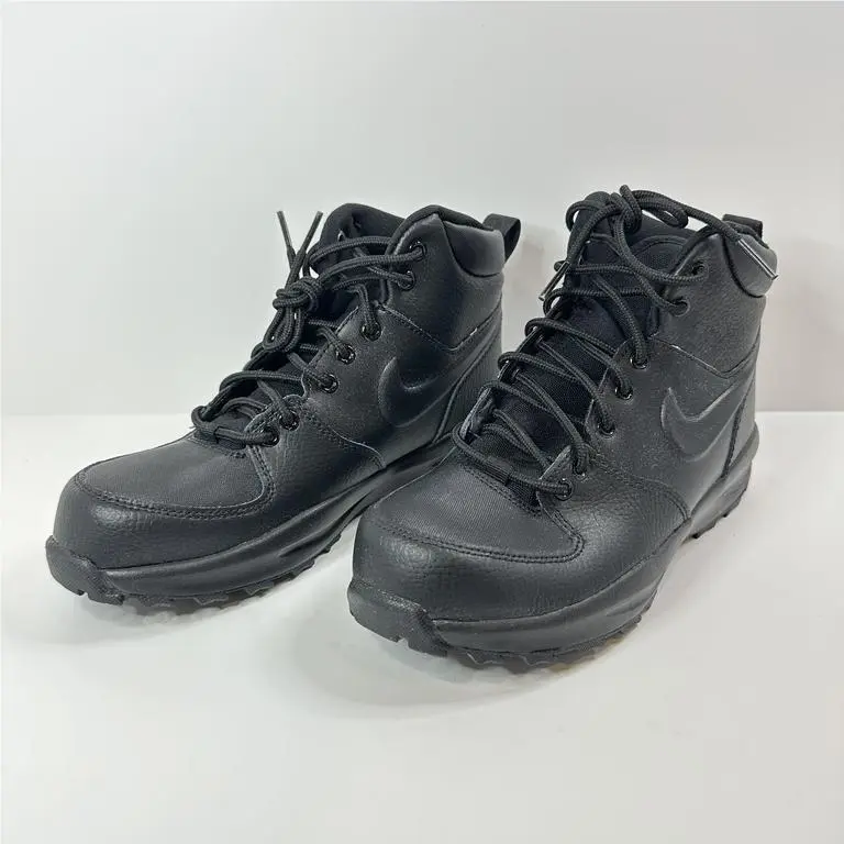 Nike shoes - Black 2