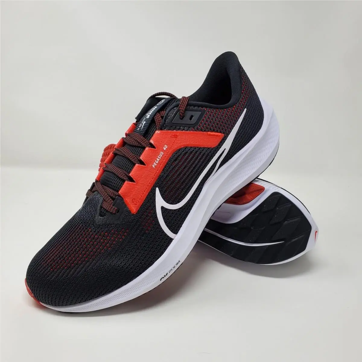 Nike Air Zoom Pegasus 40 Black Light Crimson Red White DV3853-003 Mens Size 10.5
