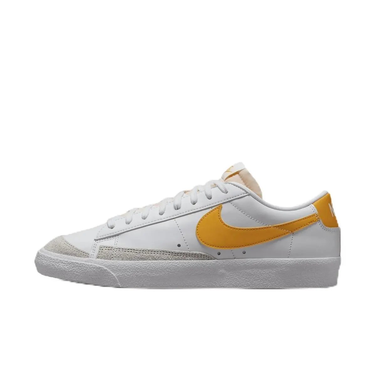 Nike Blazer Low `77 Vintage DA6364-112 White/phantom/university Gold Size