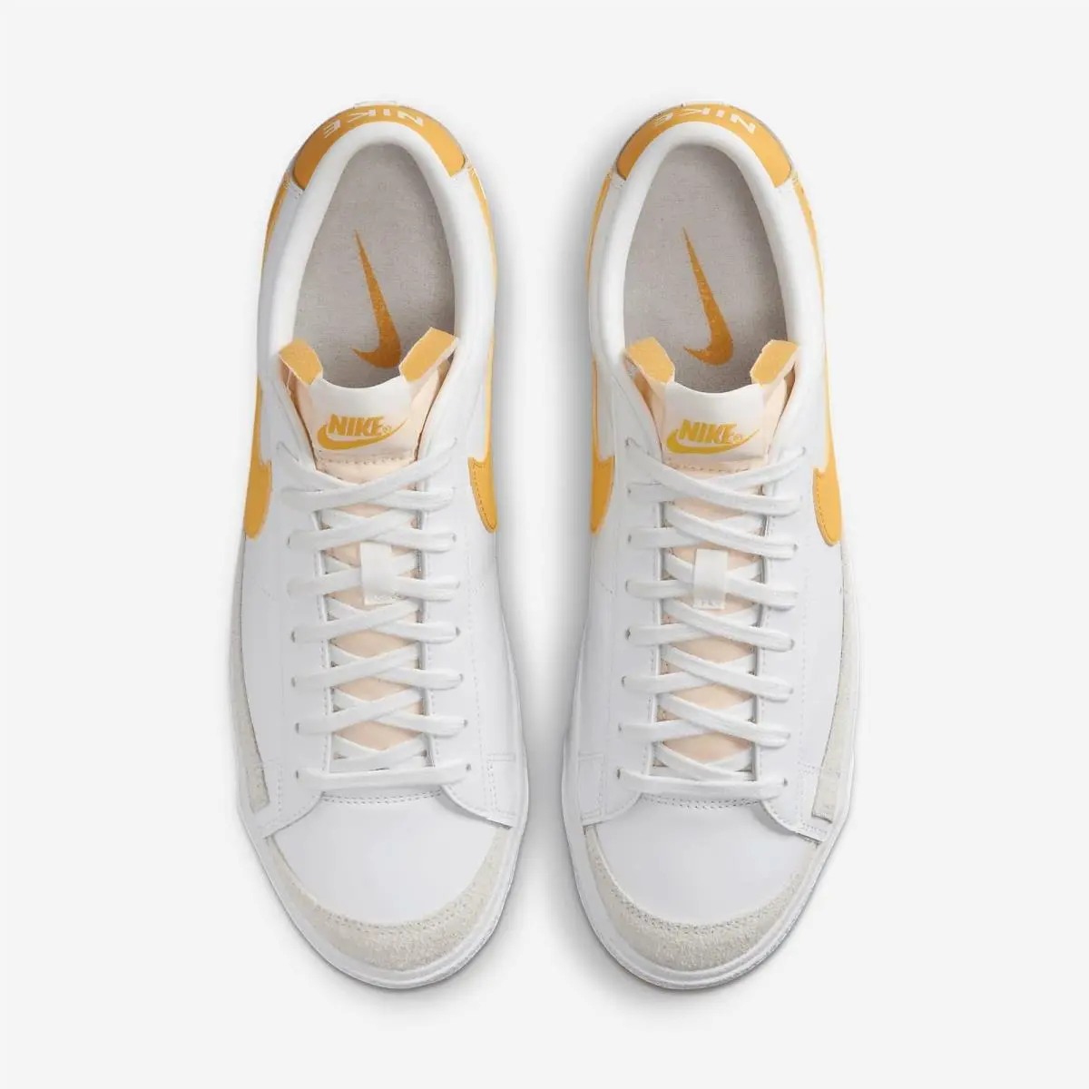 Nike shoes - White (UPC: 197593664204) 2
