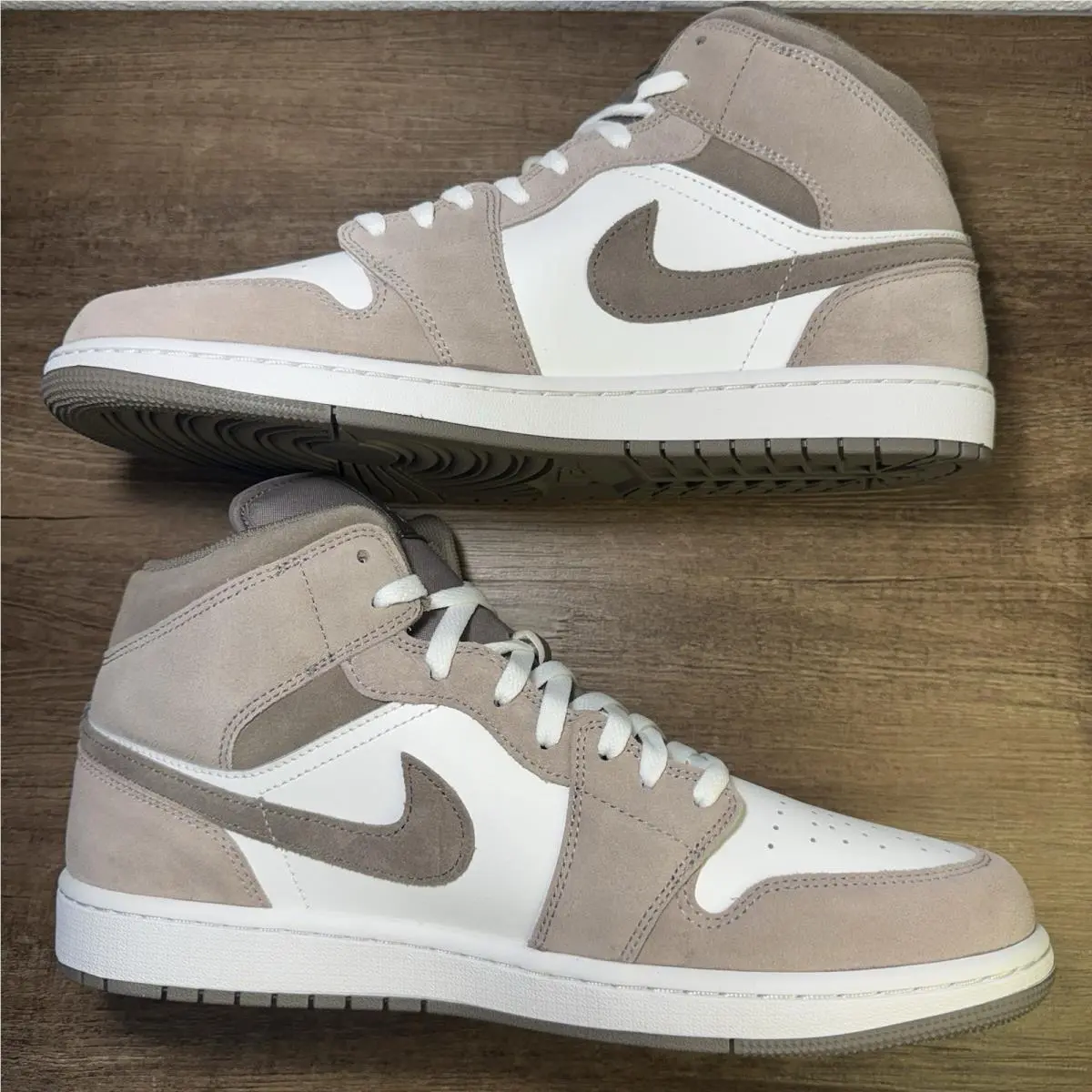 Nike shoes - Air Jordan 1 Mid - Air Mid - DQ8426-003 - Enigma Stone Summit White Olive Grey 3