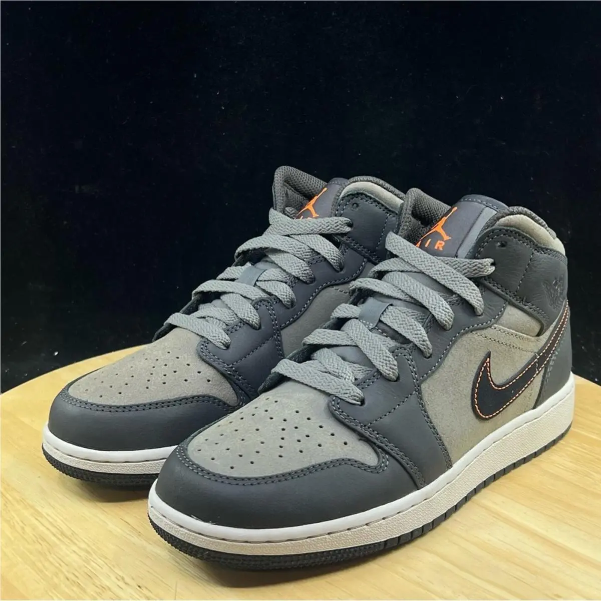 Nike shoes - Gray 0