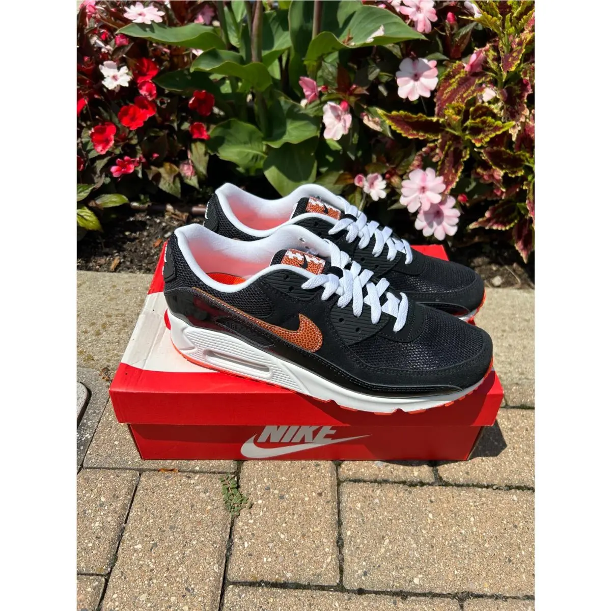 Men`s Nike Air Max 90 Athletic Training Sneakers Black Orange