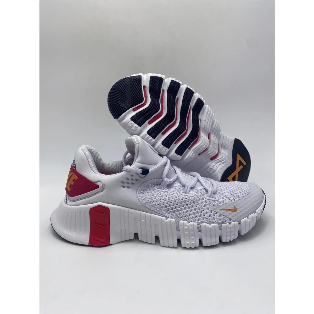 Nike W Free Metcon 4 Iris Whisper Light Curry Shoes CZ0596 556 Wmns Sz 9.5