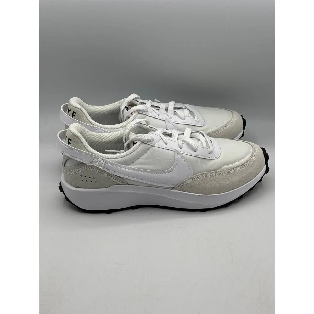 Nike Waffle Debut Women 9.5 White Retro Running Sneakers DH9523-100