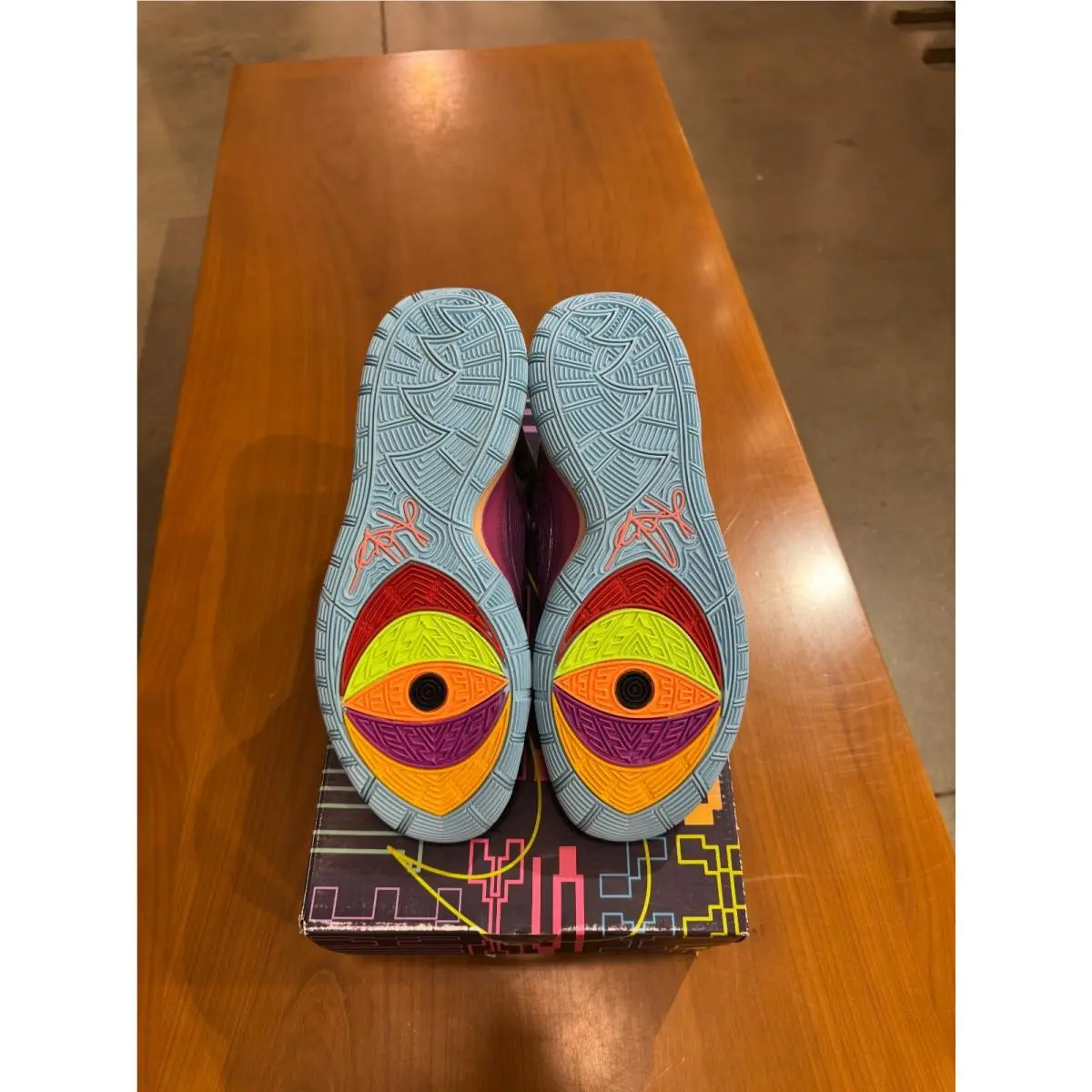 Nike shoes - Multicolor 4