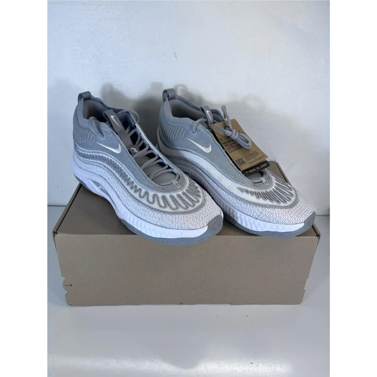 Nike Cosmic Unity 3 Team Bank Unisex Shoes Size 9.5 Color: Wolf