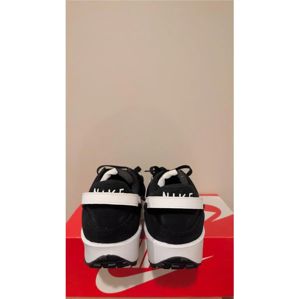 Nike shoes - Black 1