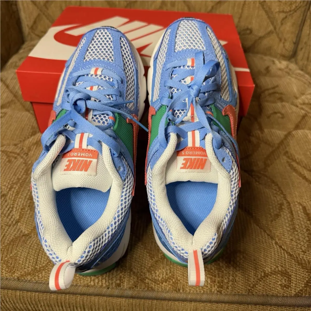 Nike shoes - Nike Vomero 5 BG - Vomero - IB7728-412 - University Blue/Stadium Green/Summit White/Magic Ember (UPC: 197864080115) 4