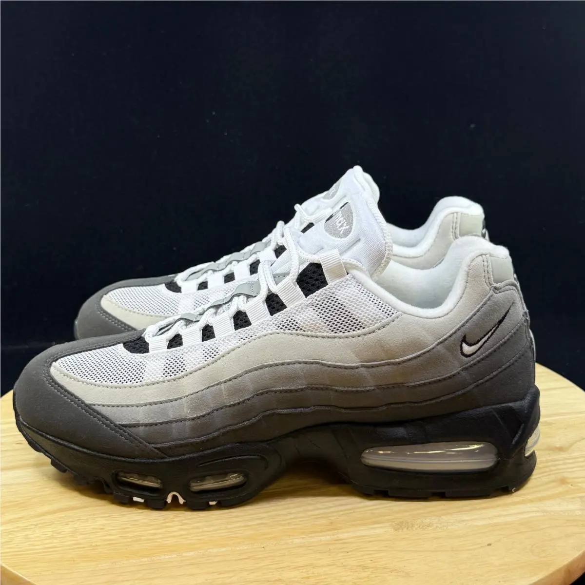 Nike shoes - Gray 4