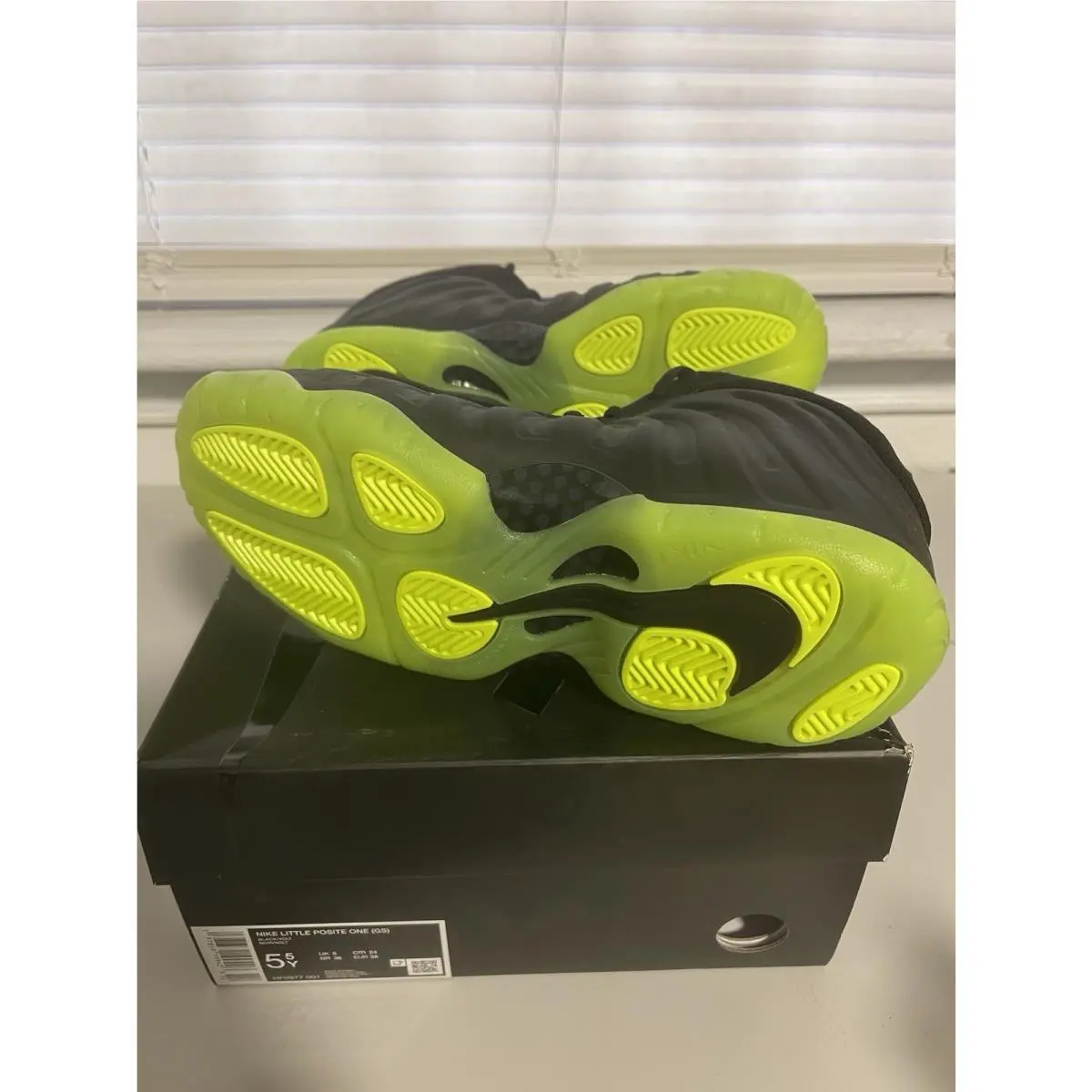 Nike shoes - Nike Little Posite - Little Posite - Black (UPC: 197859199426) 2