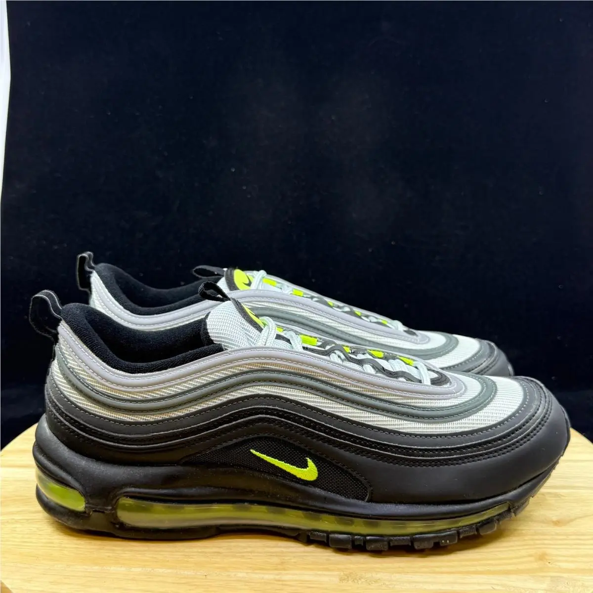 Nike shoes - Black 3