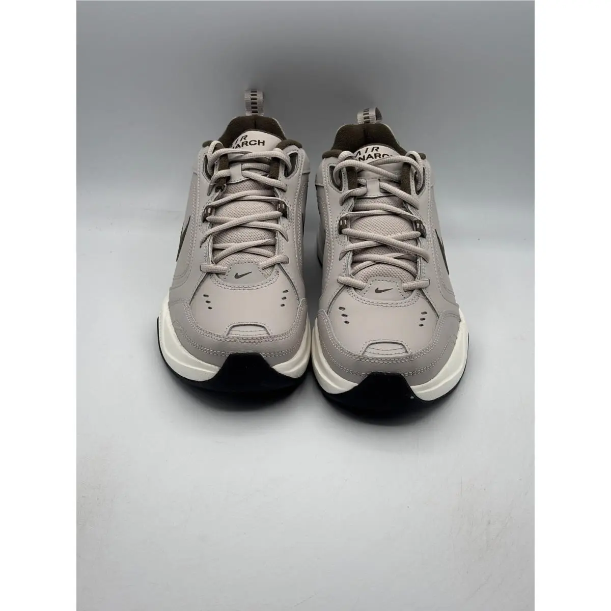 Nike shoes - Nike Air Monarch IV - Air Monarch - Beige 1