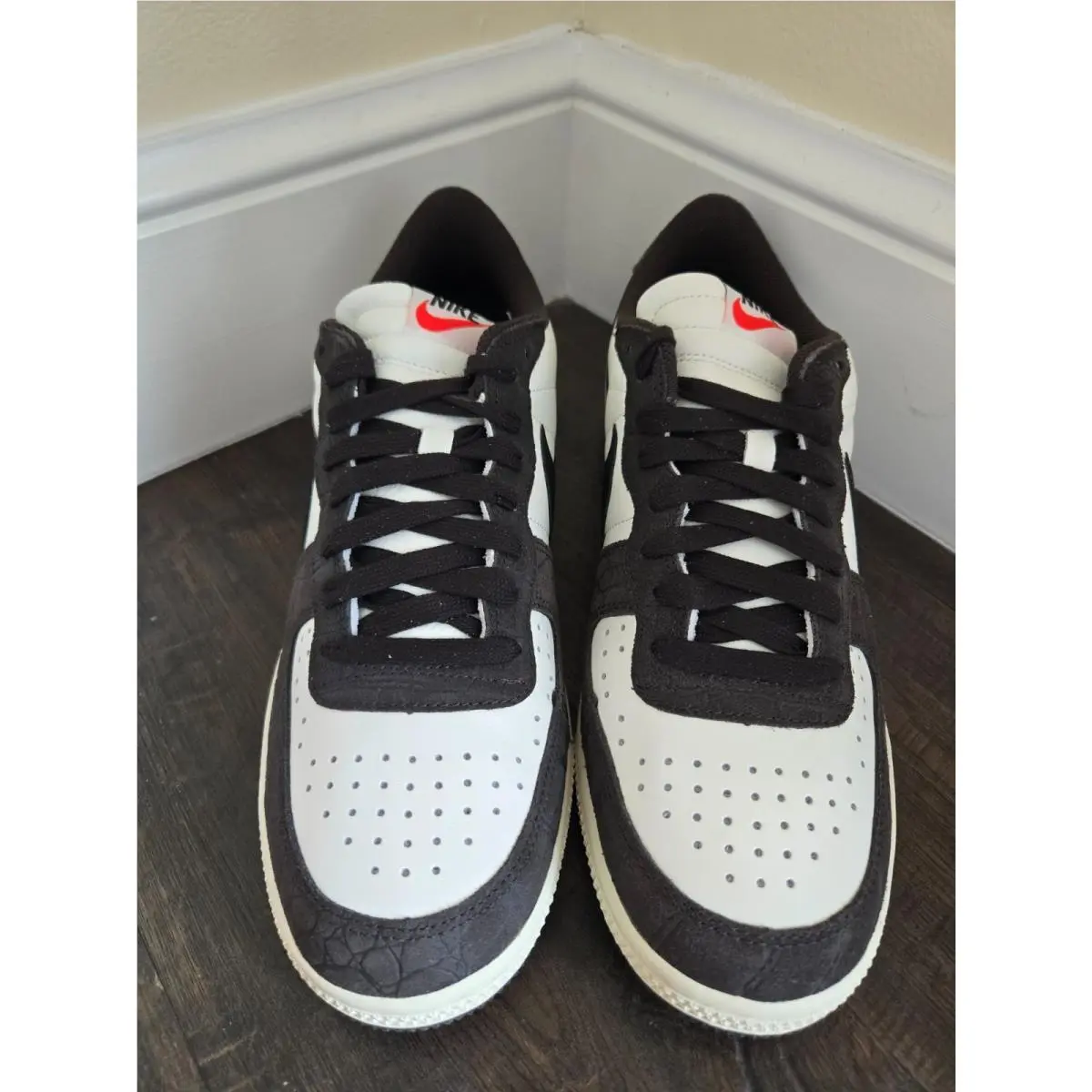 Nike shoes - Brown 1