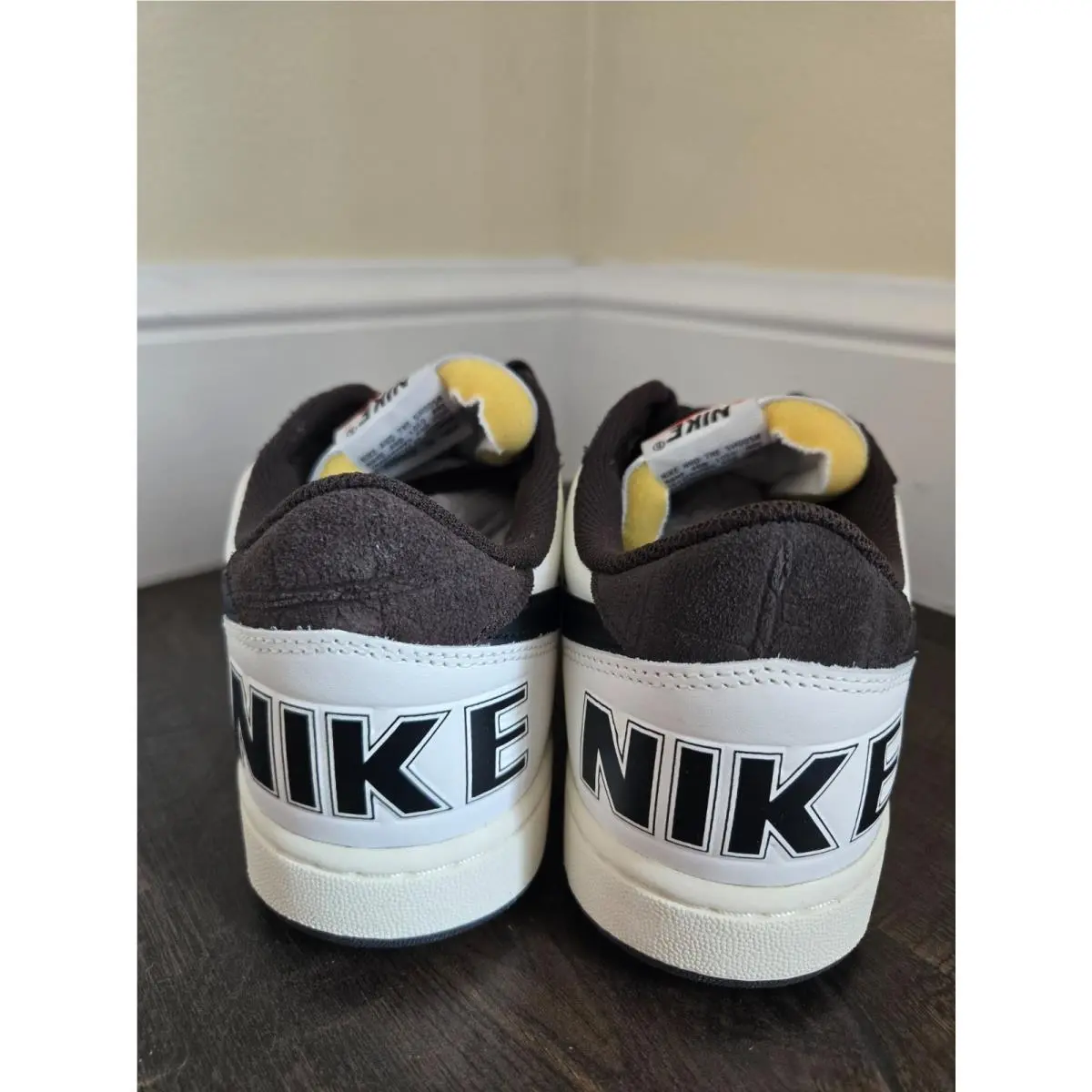 Nike shoes - Brown 3