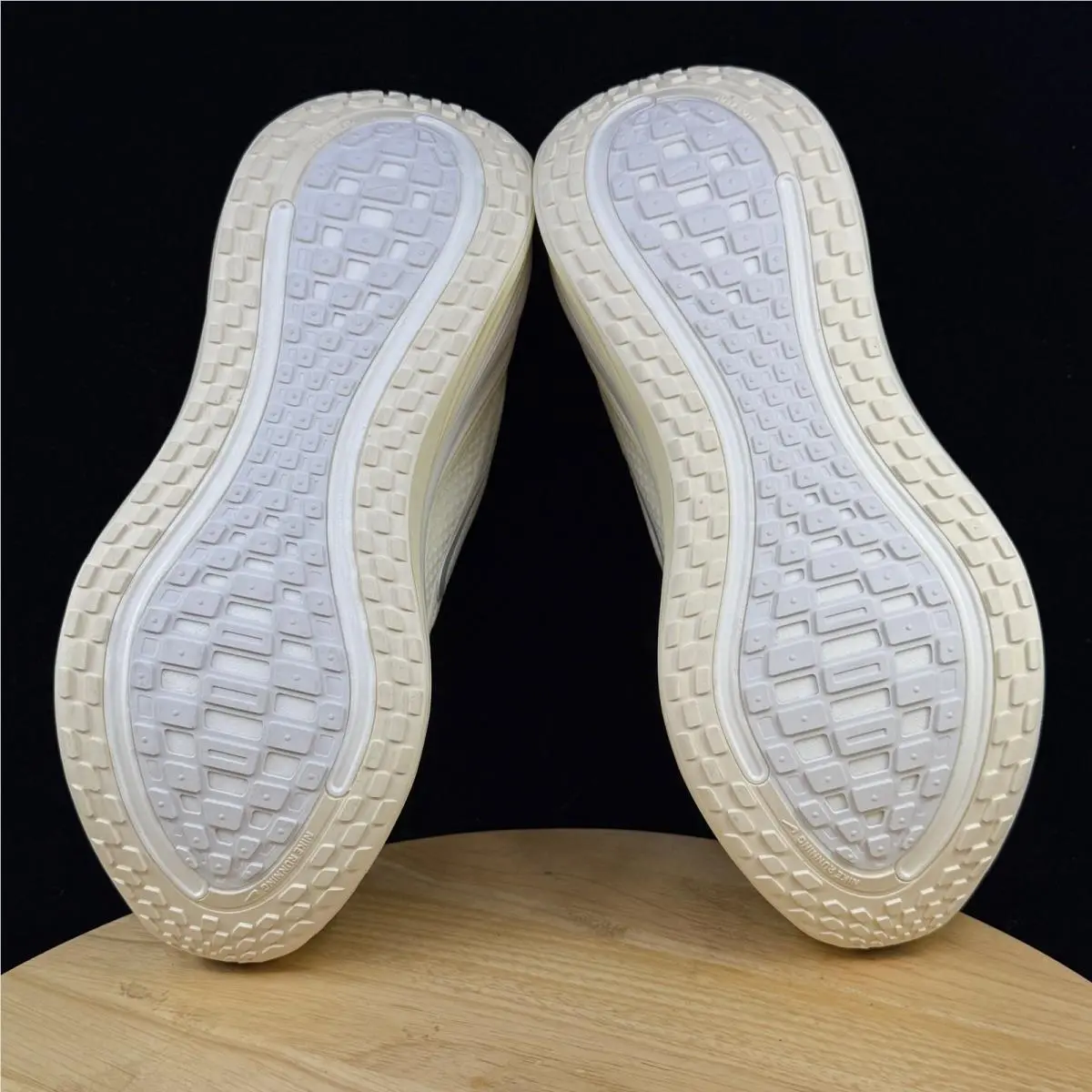Nike shoes - White 6