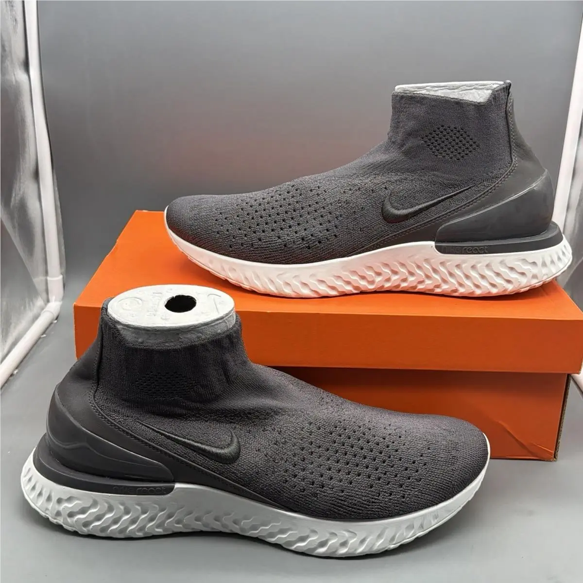Nike Rise React Flyknit Mid Mens 11 Training Running Gym Shoes Grey Tried ON