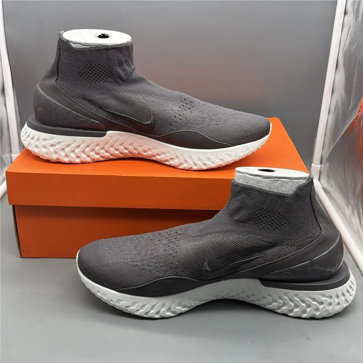 Nike shoes - Nike Rise React Flyknit - Rise React Flyknit - AV5554-004 - Gray (UPC: 0091201915668) 1
