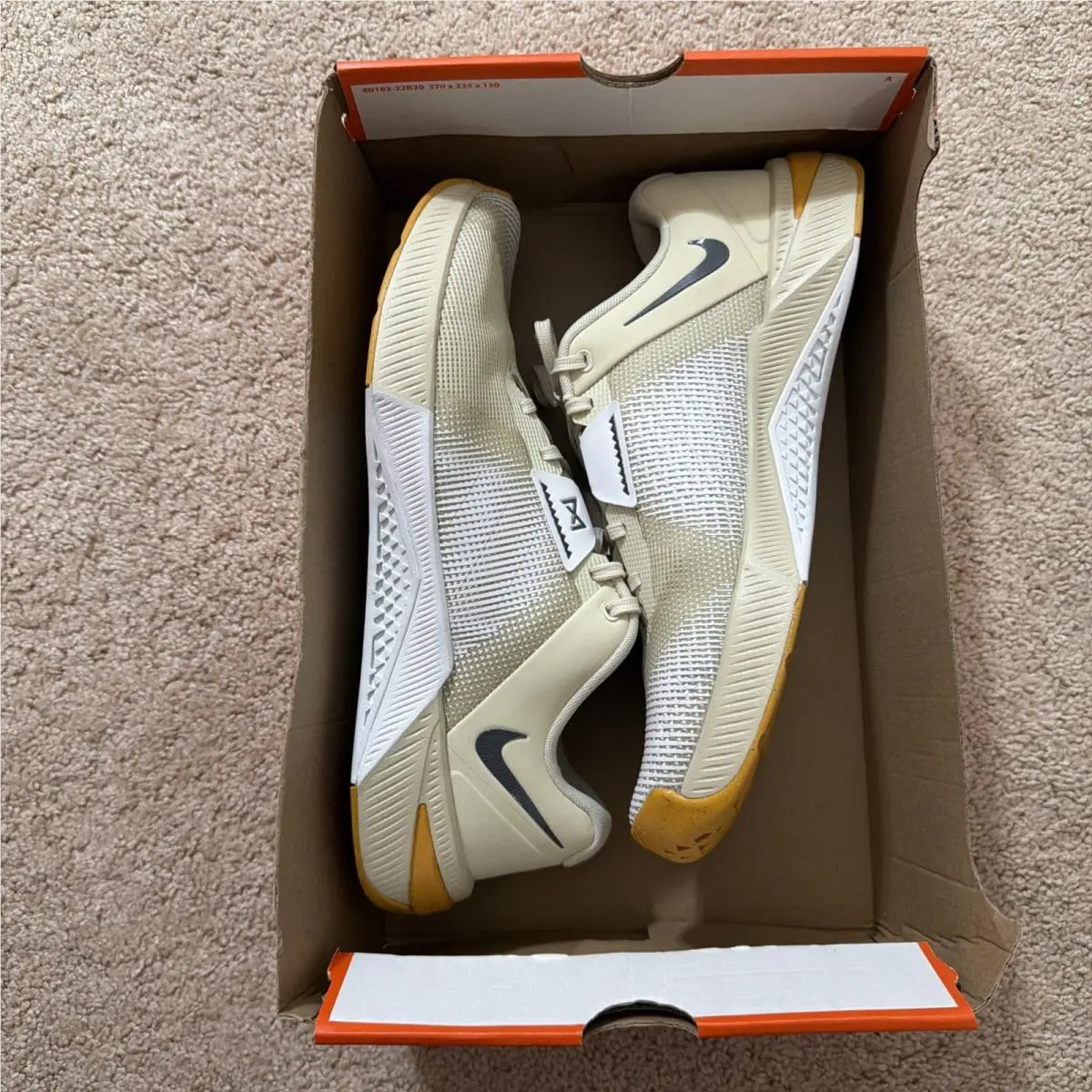 Nike shoes - Beige 5