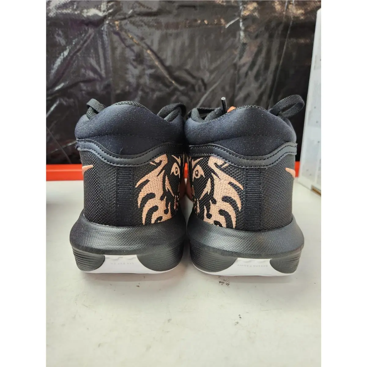 Nike shoes - Nike LeBron Witness - LeBron Witness - Black/Apricot 3