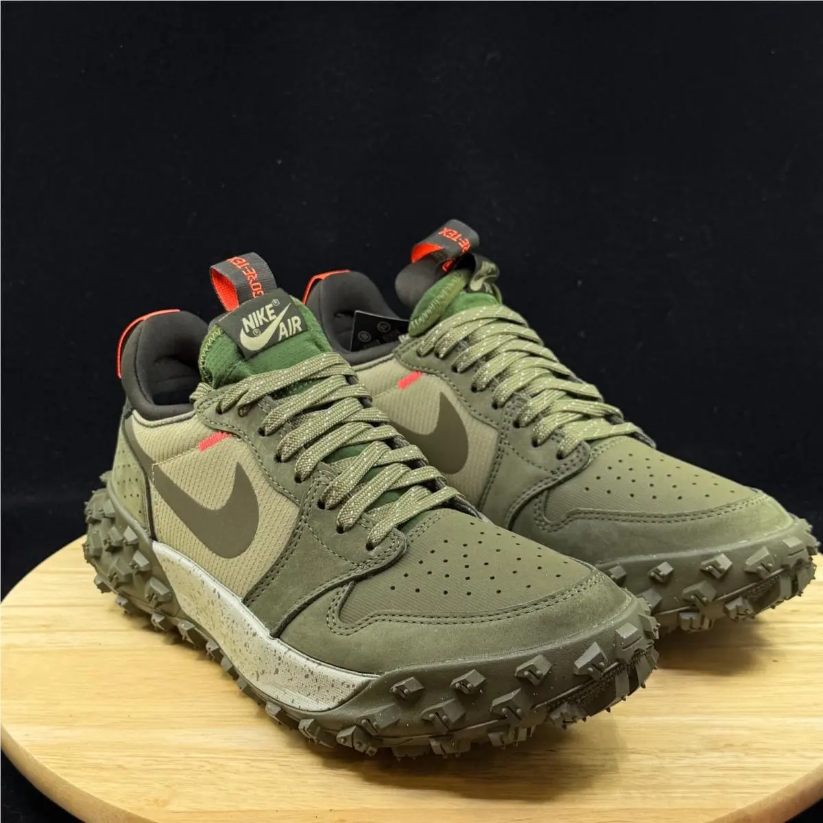 Nike shoes - Green 2