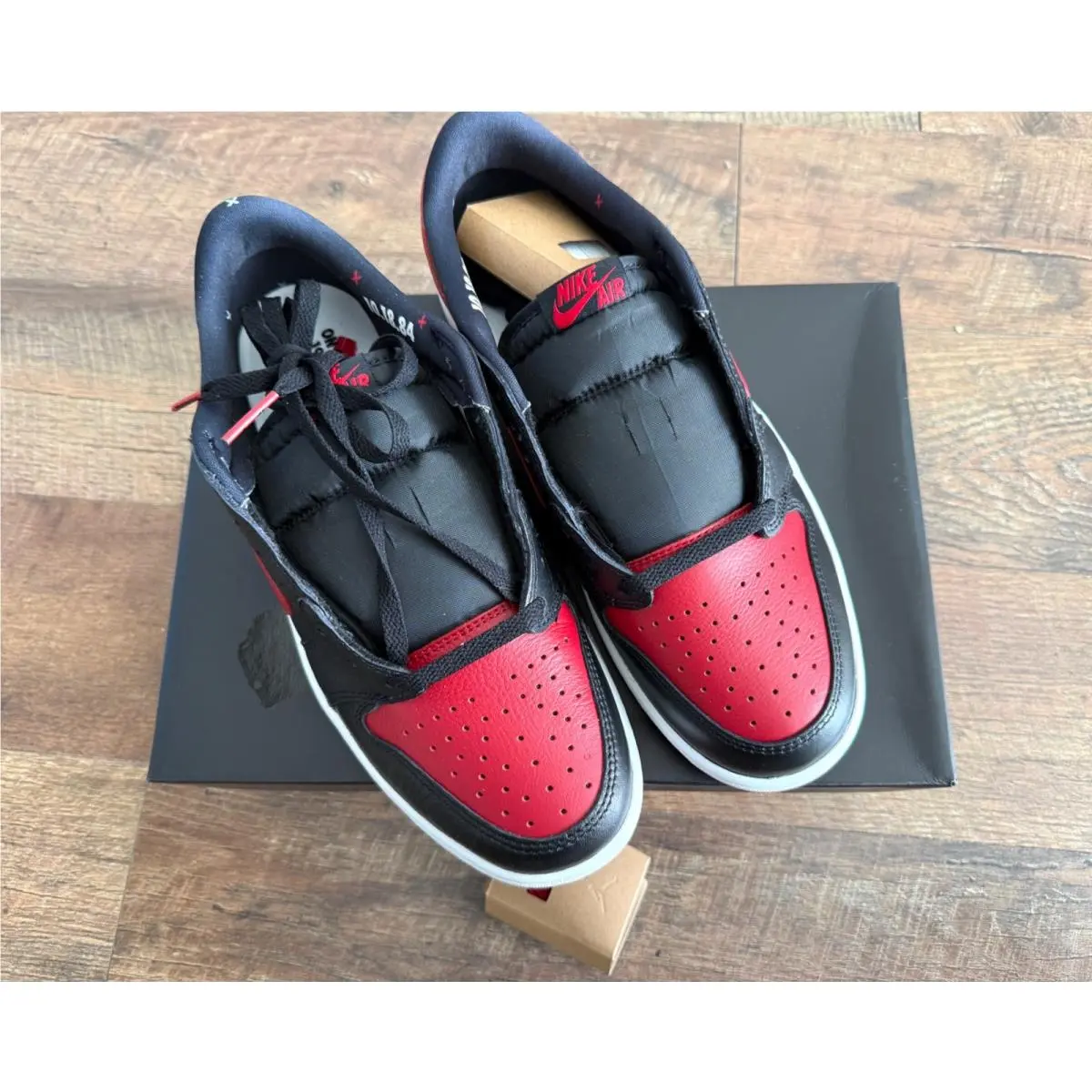 Mens Size 11 Nike Air Jordan 1 Retro Low OG Banned Bred 2026 IW6276-001 2026