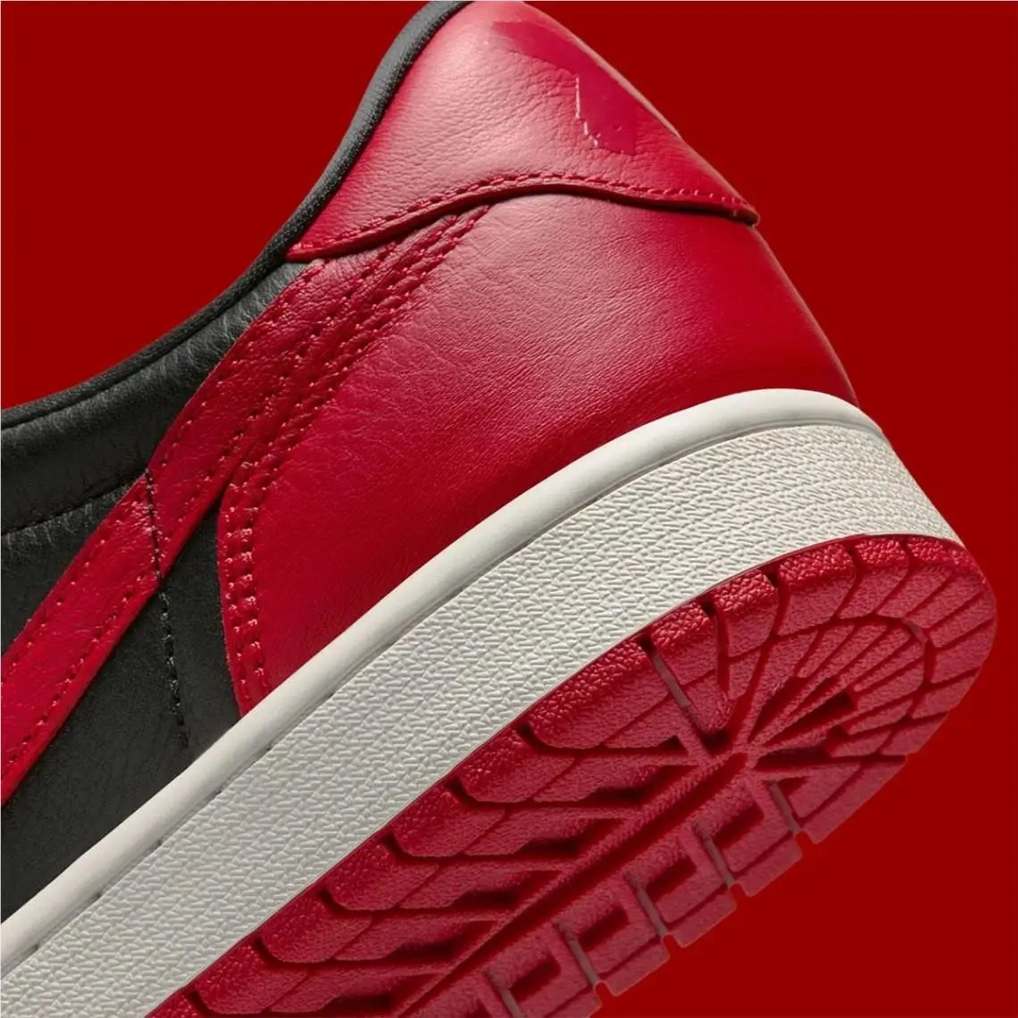 Nike shoes - Air Jordan 1 Low - Air Low - IW6276-001 - Red 6
