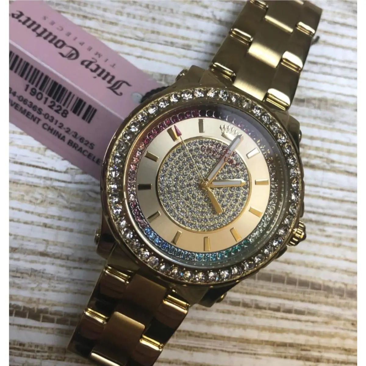 V-63 Juicy Couture Pedigree Ladies 1901228 Quartz Gold Watch Needs Battery