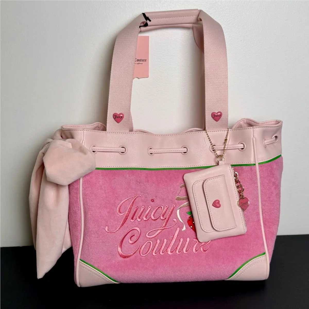 Juicy Couture Retro Strawberry Tote Daydreamer Bag Cherry Blossom Pink Coquette