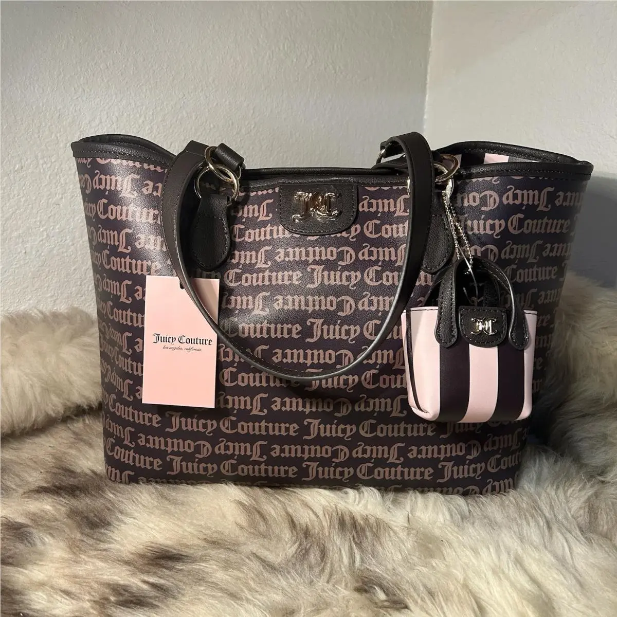 Juicy Couture Fun In The Sun Tote - Chocolate Brown