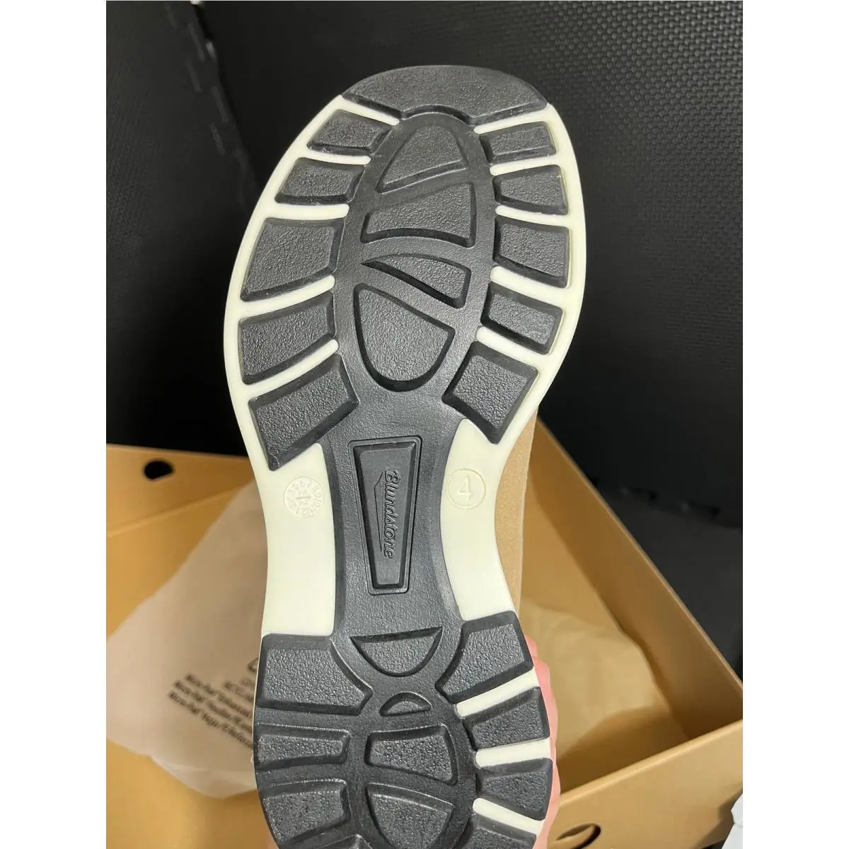 Blundstone shoes - Beige 2