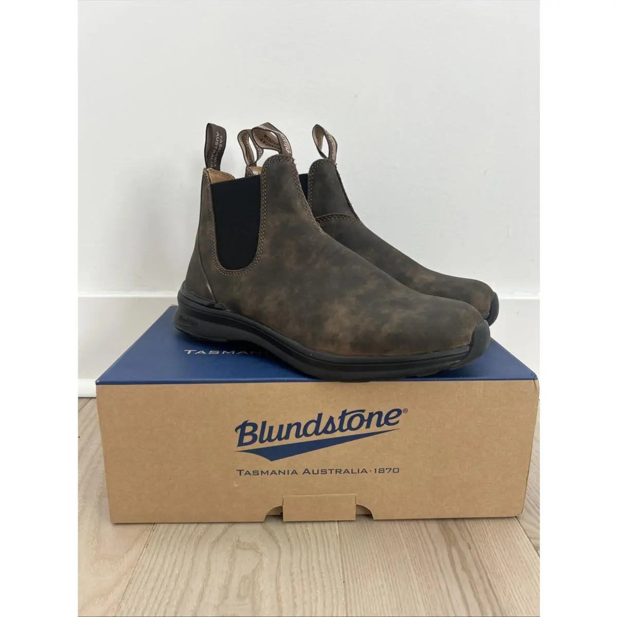 Blundstone 2144 All Terrain Elastic Side Boot Active Rustic Brown Sz 9.5 US Men