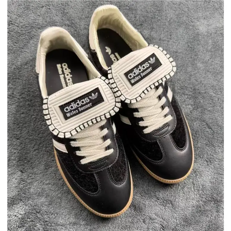 Adidas shoes - Black 5