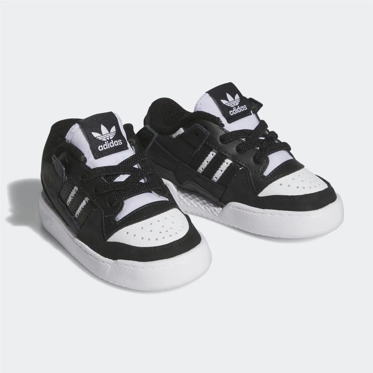 Adidas shoes - Bk/Wh 2