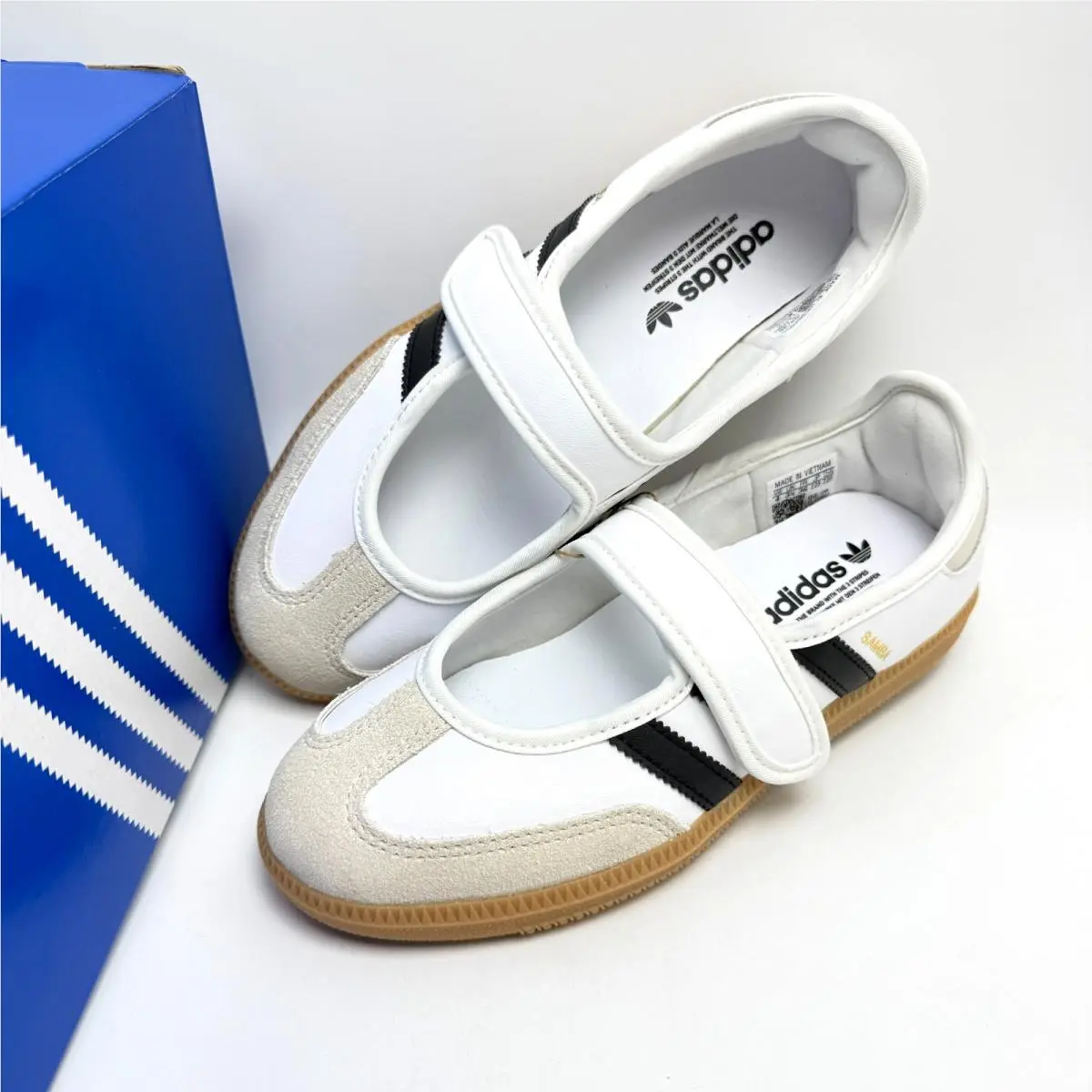 Adidas shoes - adidas Samba Jane J - Samba Jane - JR7436 - Footwear White/Alumina/Gum 11