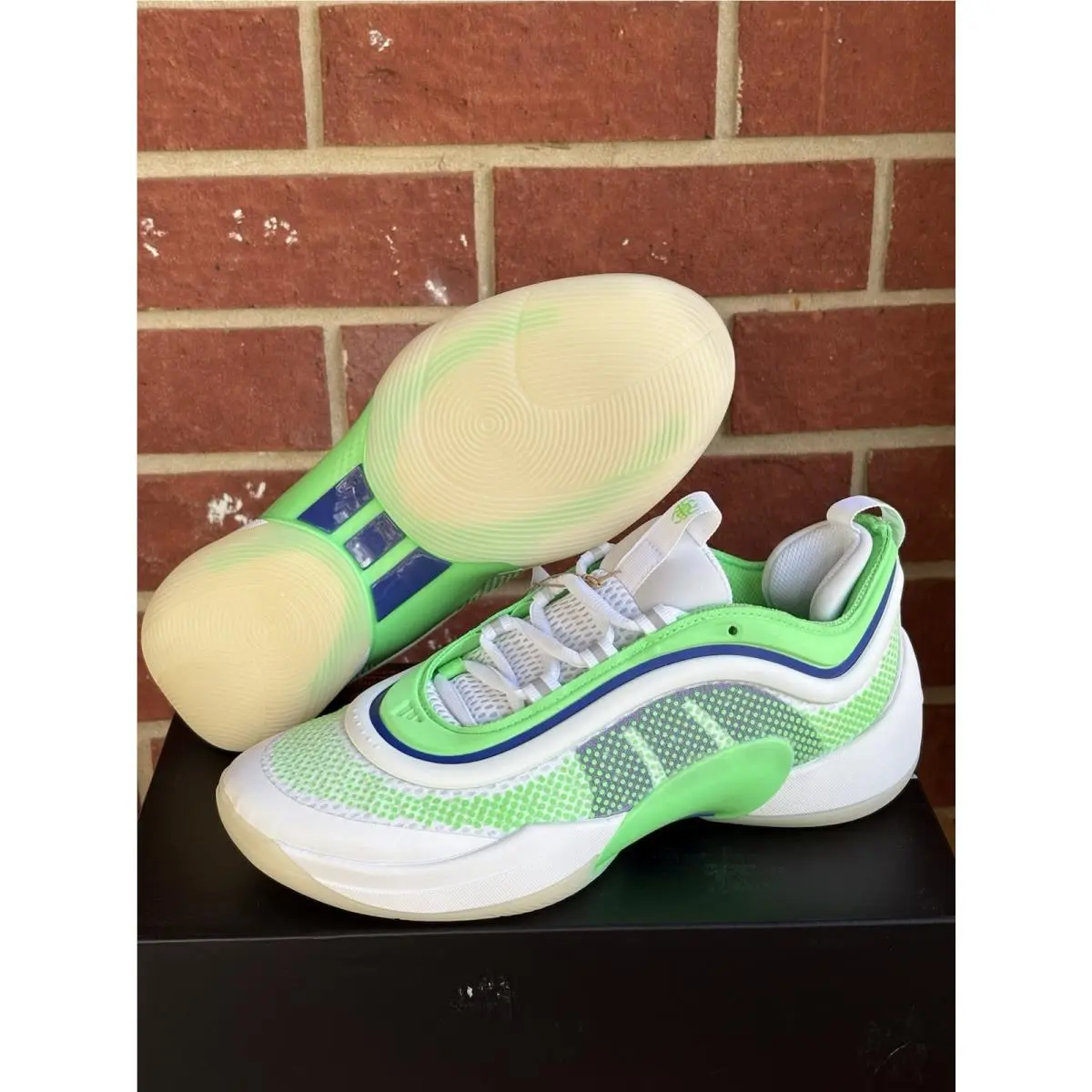 Adidas shoes - adidas D.O.N. Issue - Issue - JQ2249 - Green 0