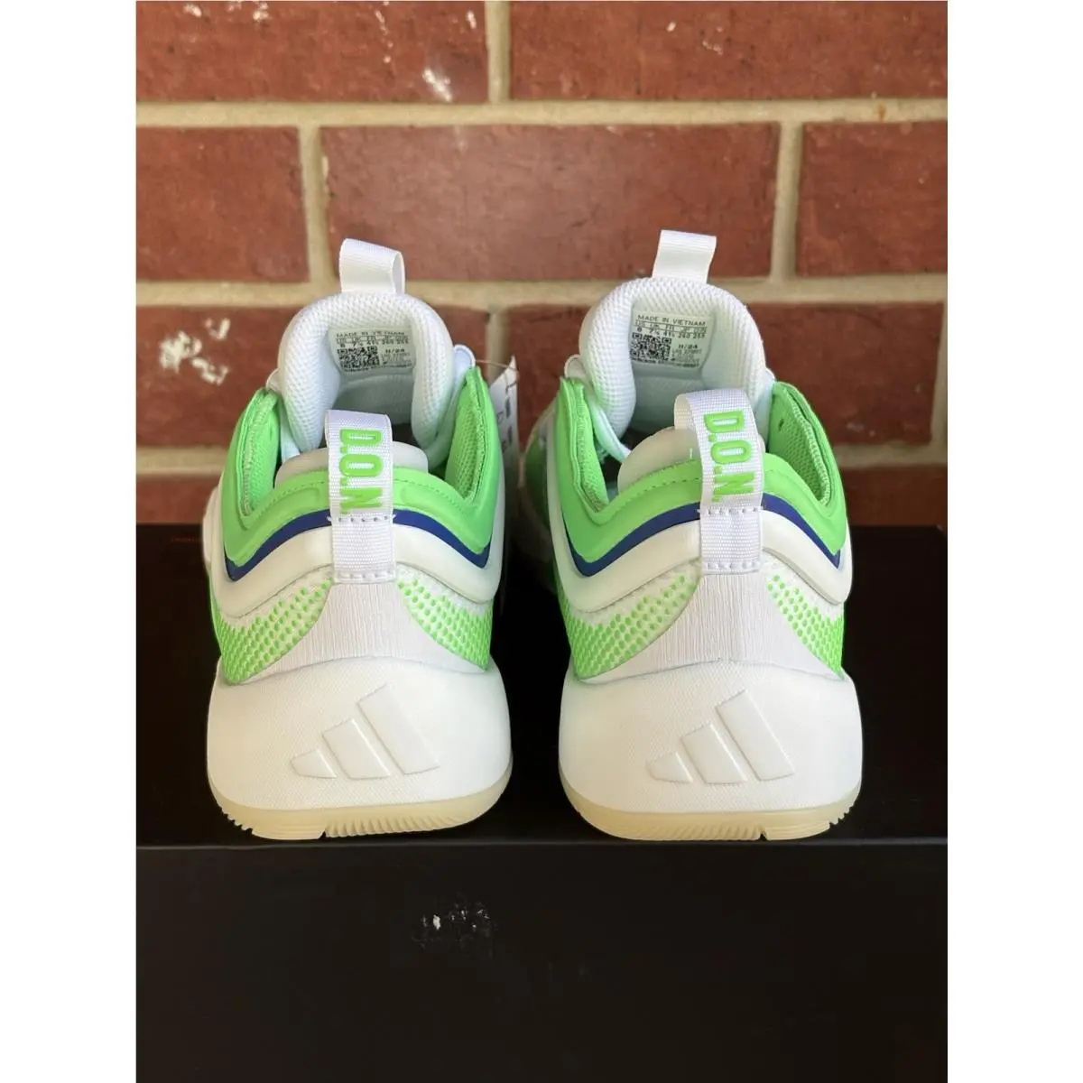 Adidas shoes - adidas D.O.N. Issue - Issue - JQ2249 - Green 2