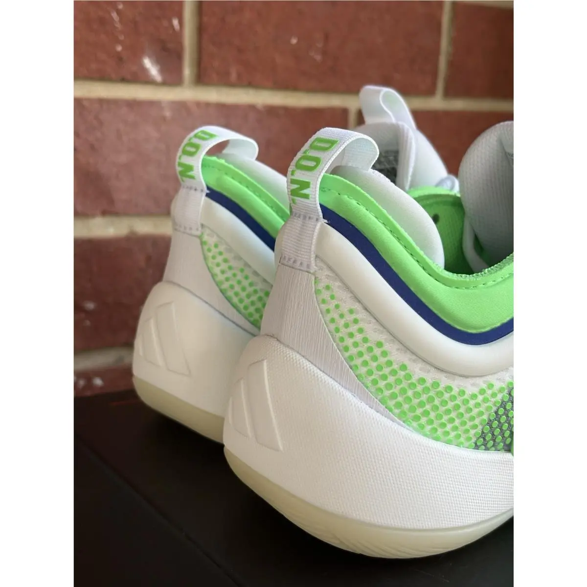 Adidas shoes - adidas D.O.N. Issue - Issue - JQ2249 - Green 4