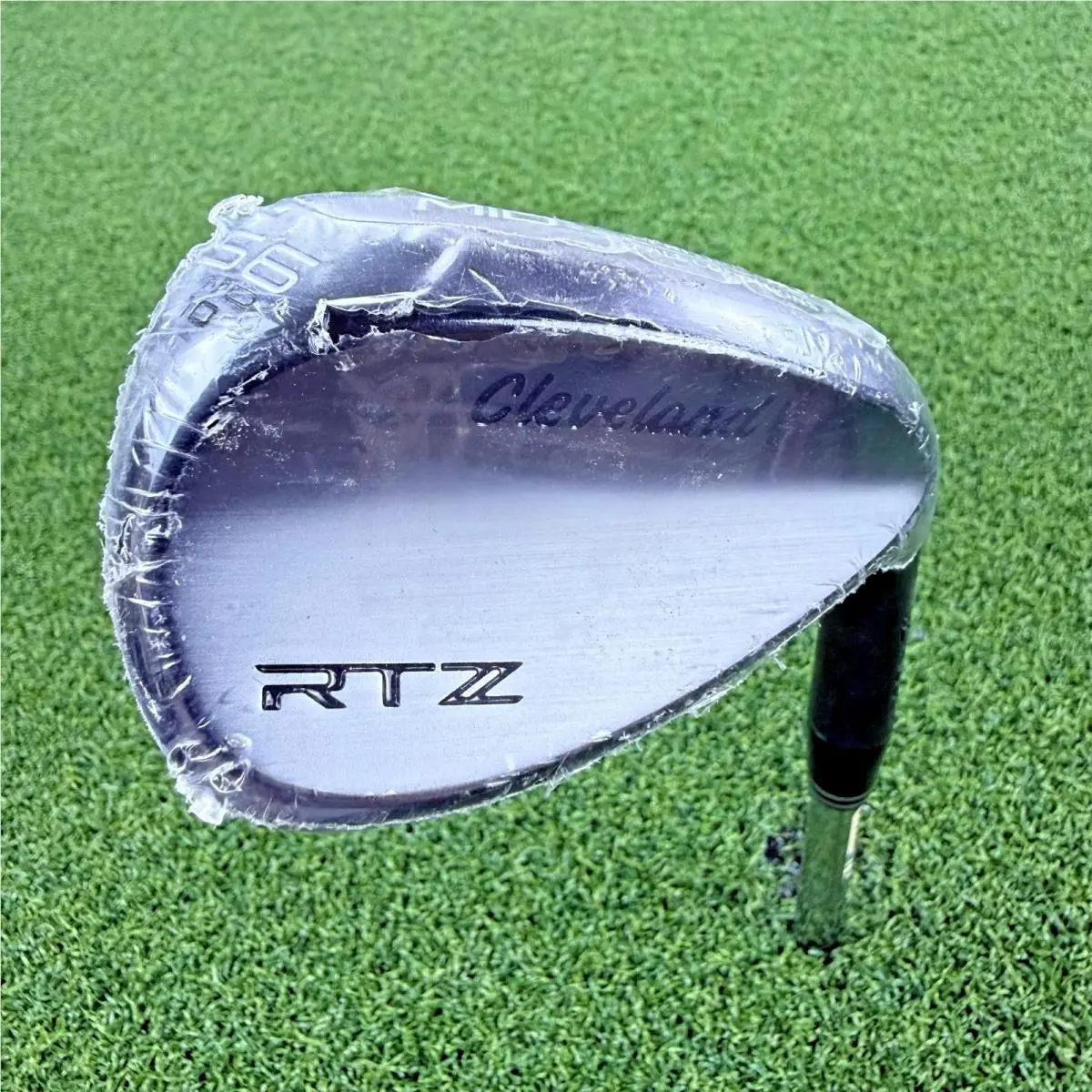 Cleveland Rtz Wedge 56° Mid 10 Bounce DG Spinner Tour Issue Shaft GP Tour Velvet