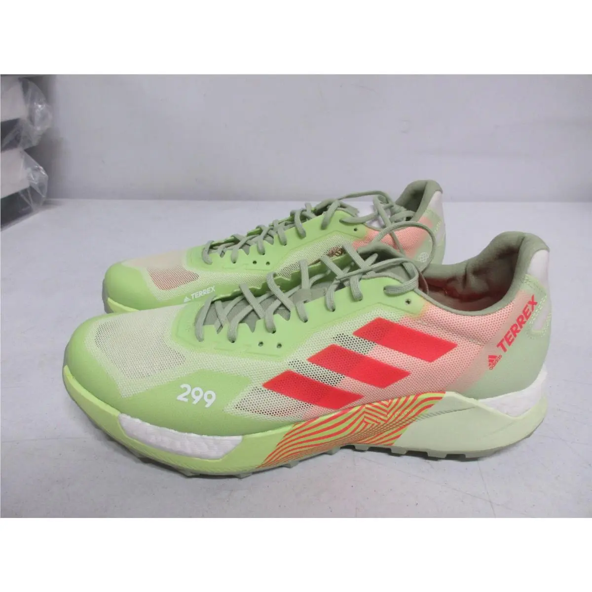 Adidas Mens Terrex Agravic Flow Ultra Lime / White- Size 13