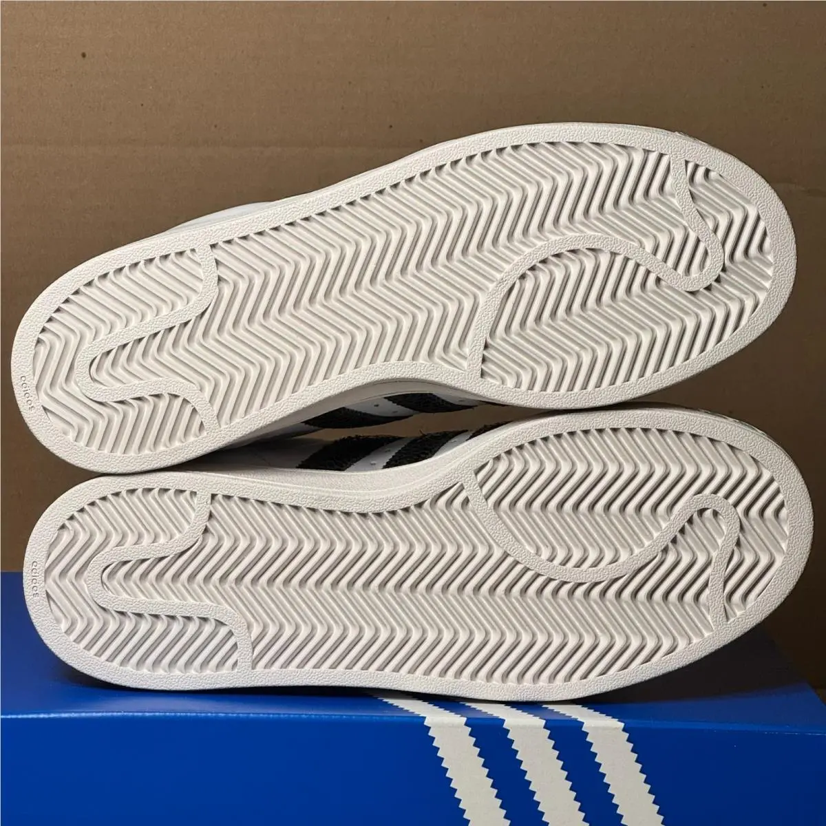 Adidas shoes - adidas Superstar - Superstar - White 3