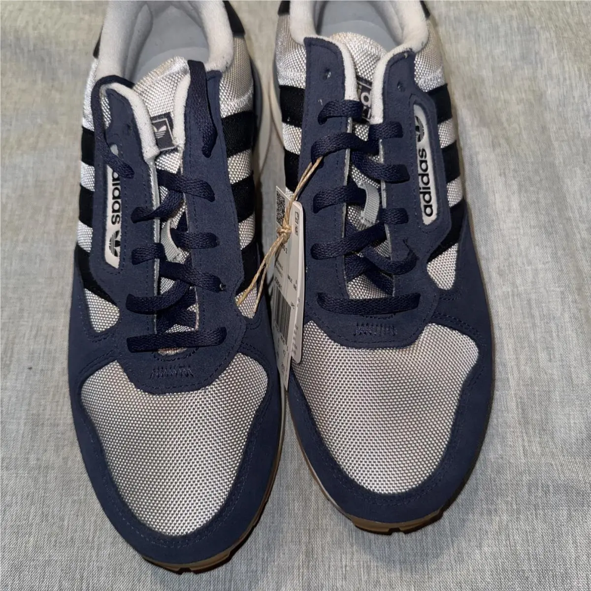 Men’s Trezoid 2 in Dark Blue and White Size 8.5 by Adidas