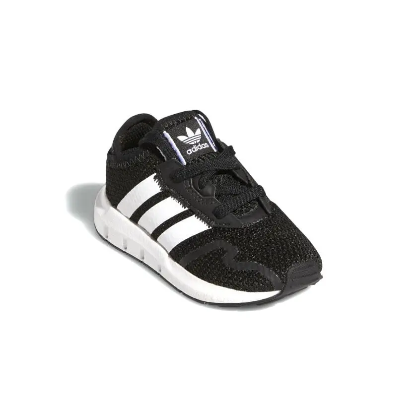 Adidas shoes - adidas Swift Run - Swift Run - Black 0