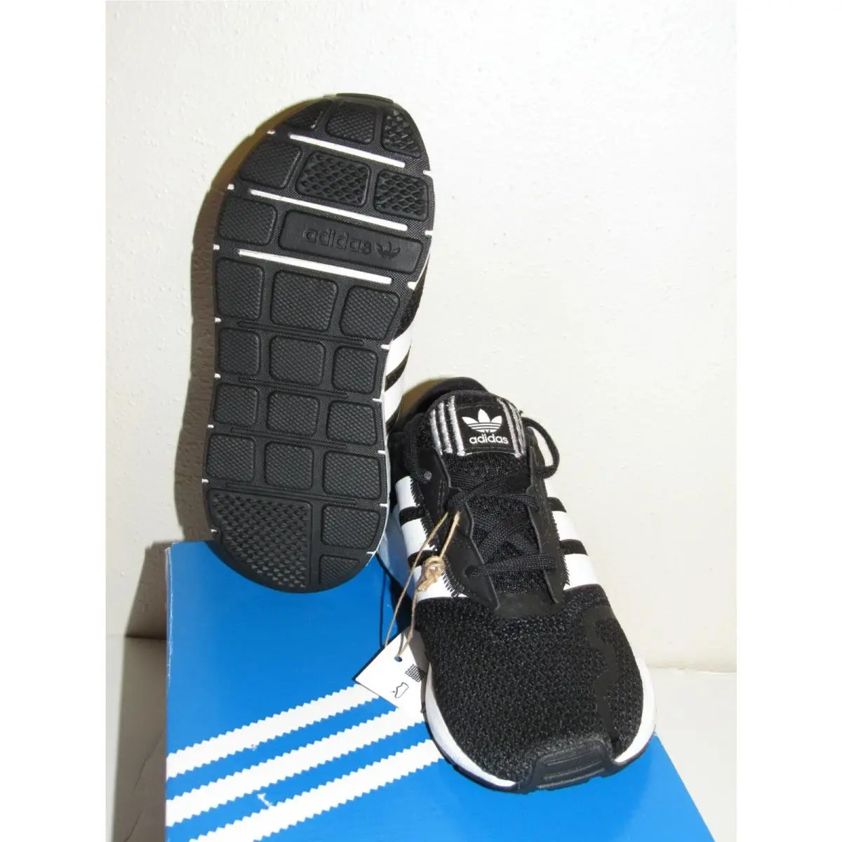 Adidas shoes - adidas Swift Run - Swift Run - Black 8
