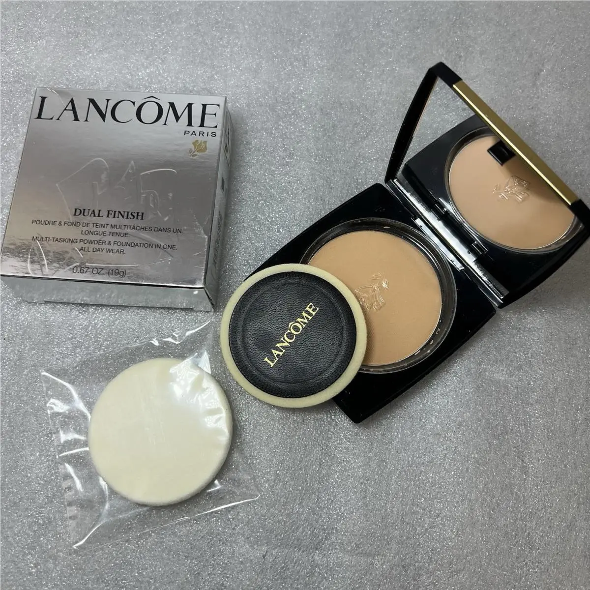 Lancome Dual Finish Multi-tasking Powder Foundation In One 370 Bisque C